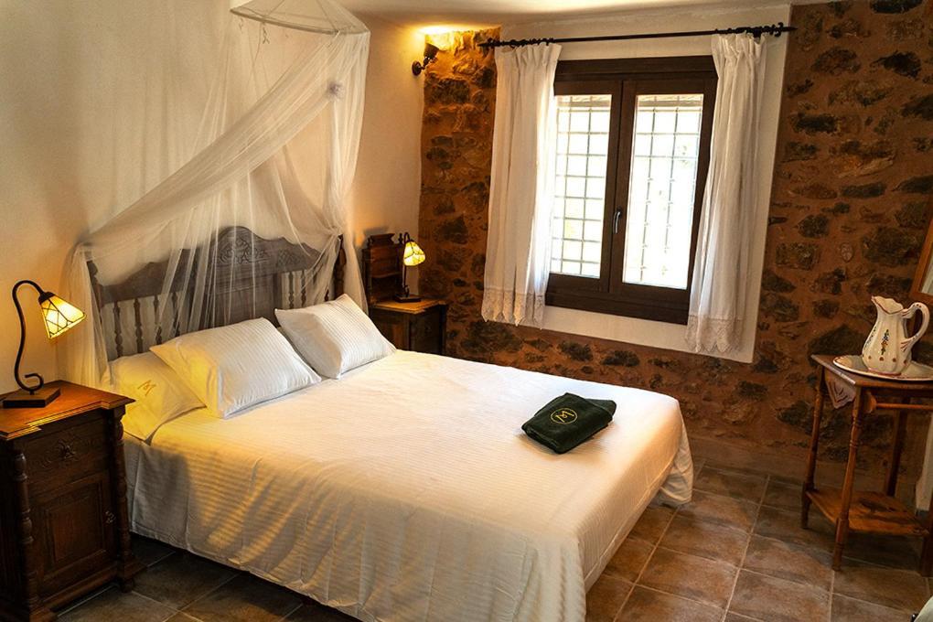Masia De Matuta Vall de Almonacid Екстер'єр фото