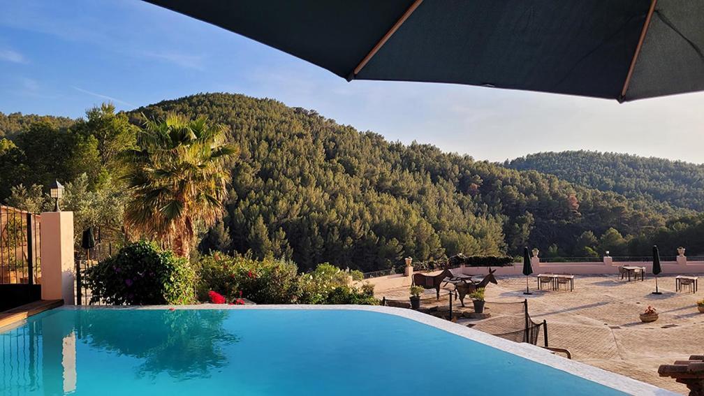 Masia De Matuta Vall de Almonacid Екстер'єр фото