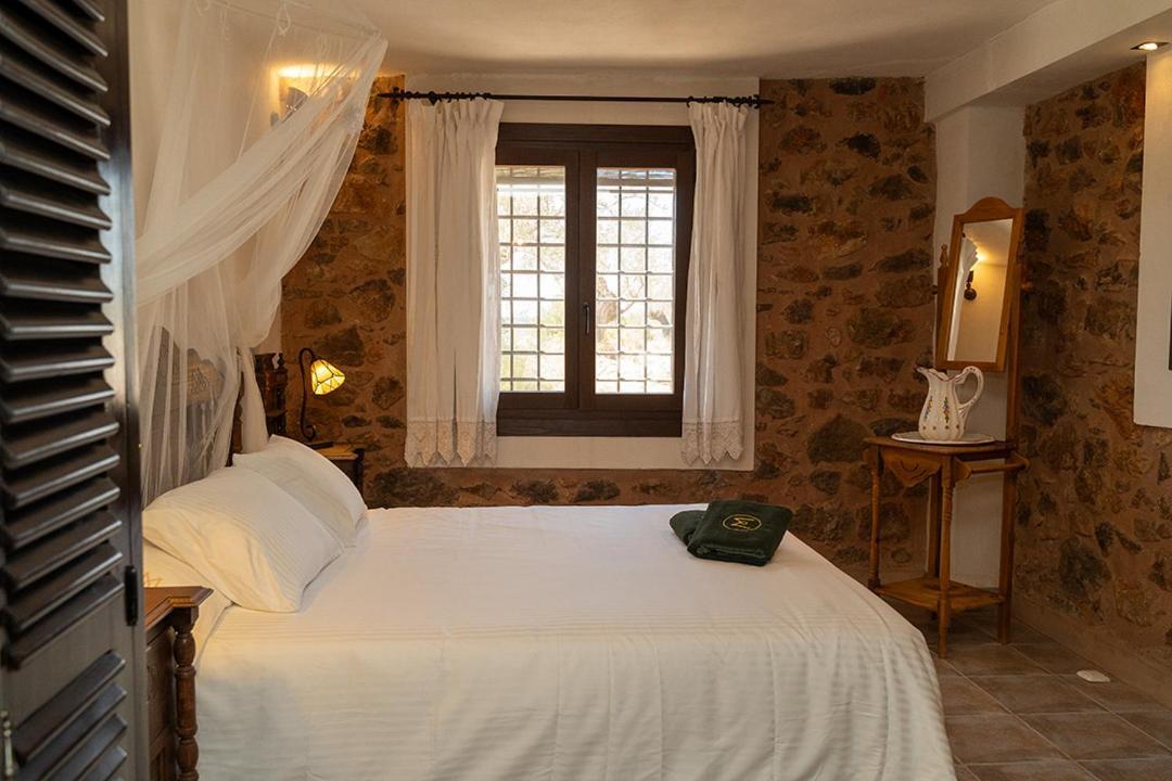 Masia De Matuta Vall de Almonacid Екстер'єр фото